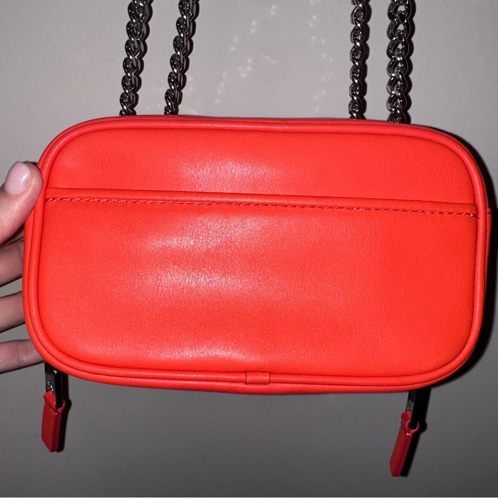 NWOT Marc Jacobs Red DTM (Dye to Match) Snapshot Camera Bag. MSRP$325.00 - Picture 15 of 15